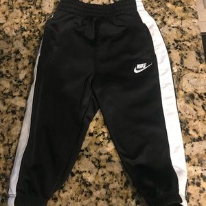 Nike joggers-12 months